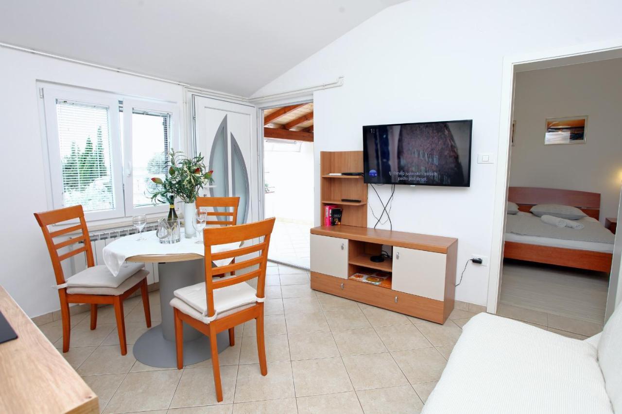 Sea View Apartments Portoroz Zm Exterior photo