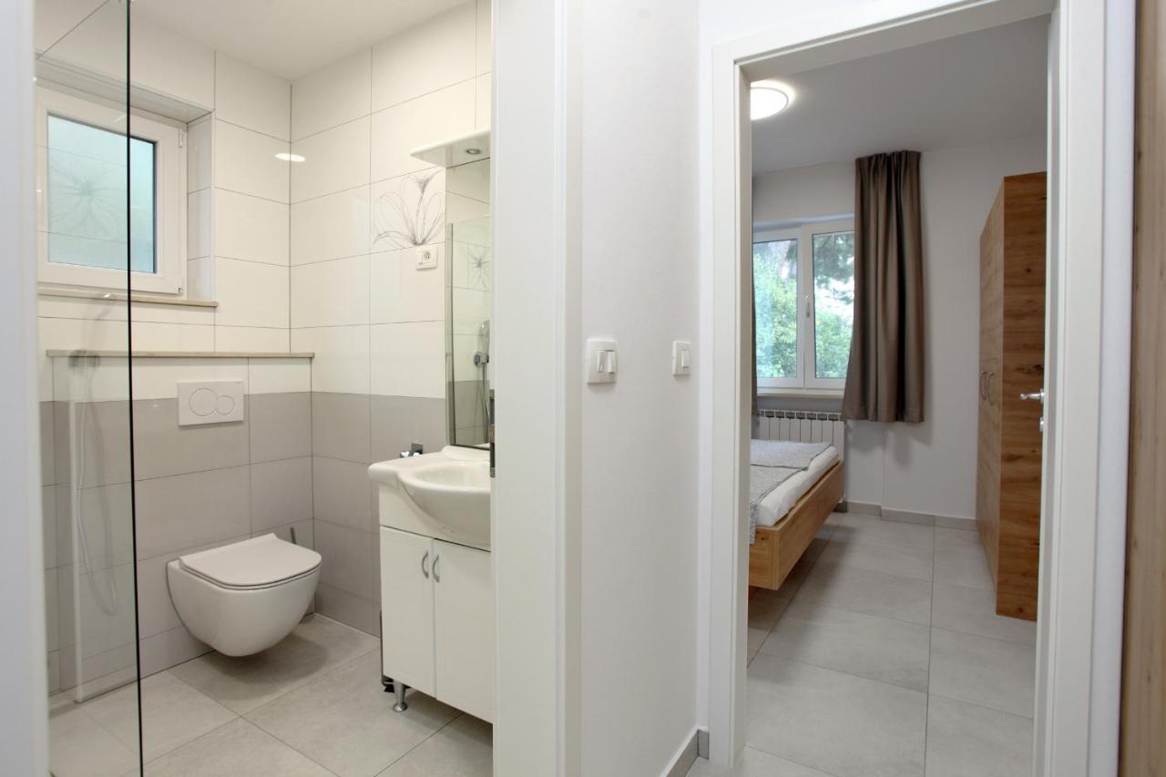 Sea View Apartments Portoroz Zm Exterior photo